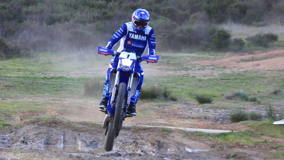 António Maio, Baja Montes Alentejanos, Final: “Não treinava de moto desde o Dakar” thumbnail